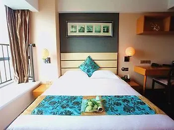 Haiyuetai Tropical View Theme Hotel 三亚